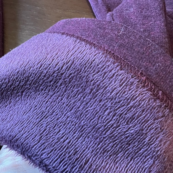 UGG women’s super soft lounge/sweatpants. Purple. Medium. - Picture 5 of 6